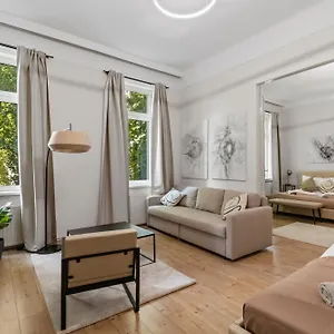 Stylish Apartment, Next To Schloss Belvedere Apartament Wiedeń