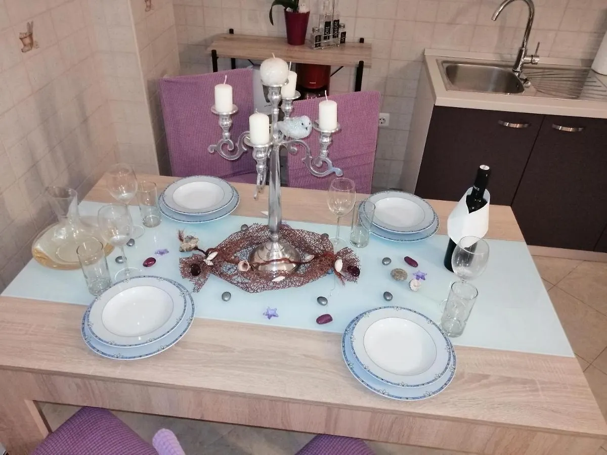 T&D Apartmani Pula Apartment